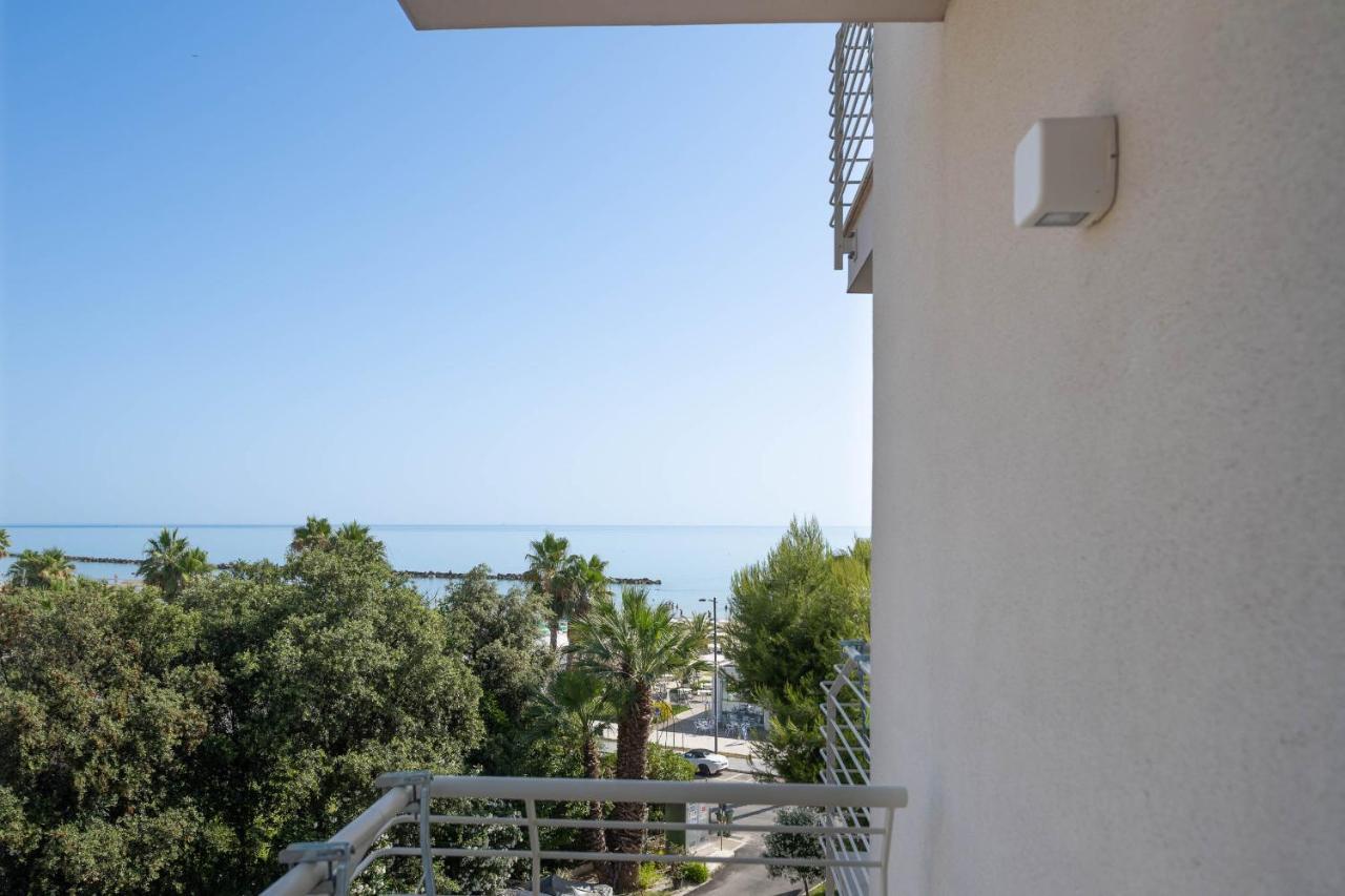 Hotel Velia Grottammare Dış mekan fotoğraf